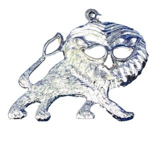 🦁🦁🦁Sterling Silver “LEO” sign Lion Pendant